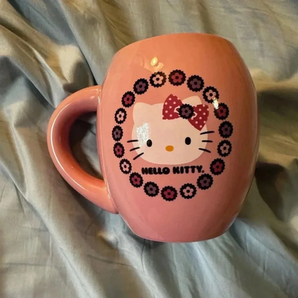 Vintage Hello Kitty Coffee Mug – 18 oz